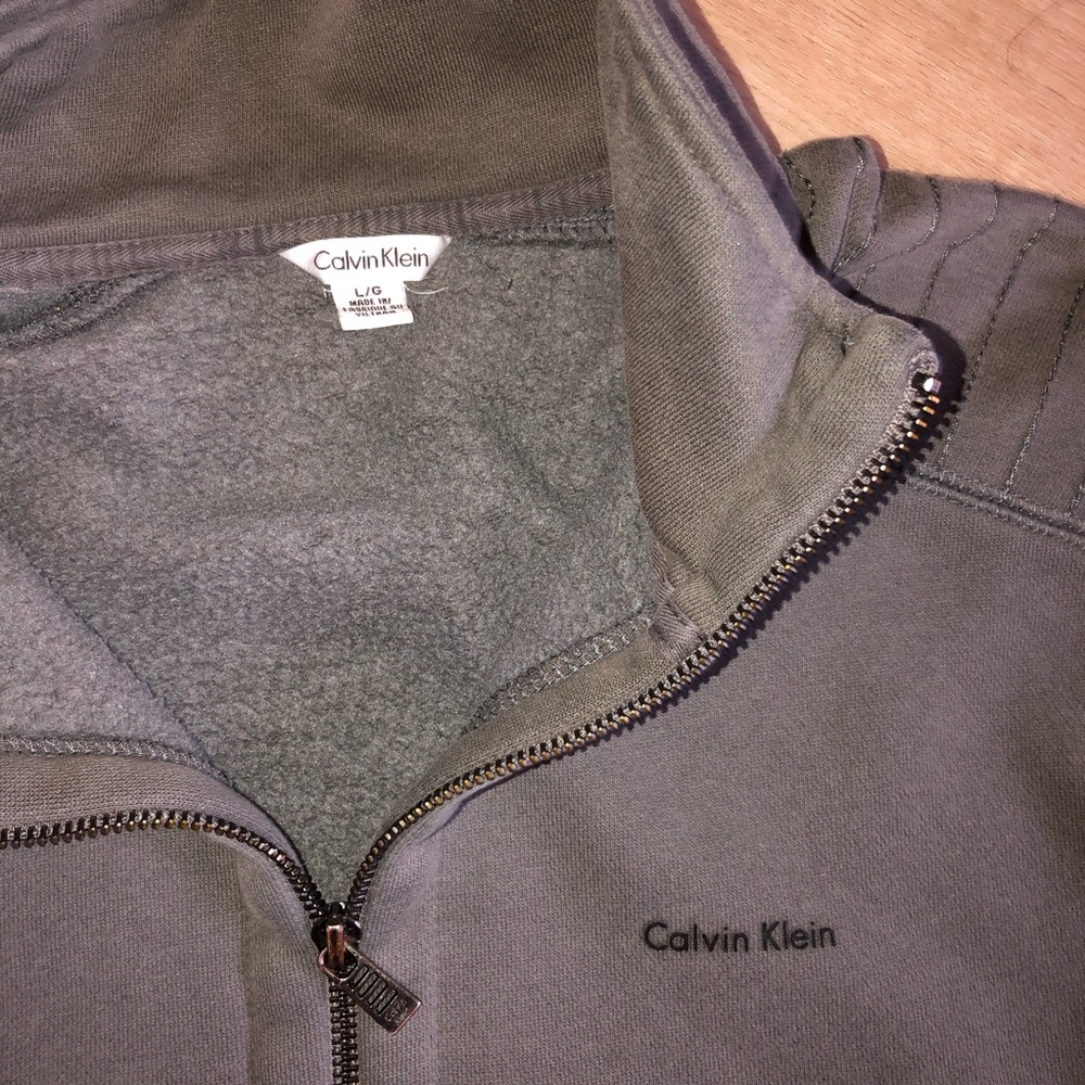 Calvin Klein pullover jacket - Picture 2 of 3